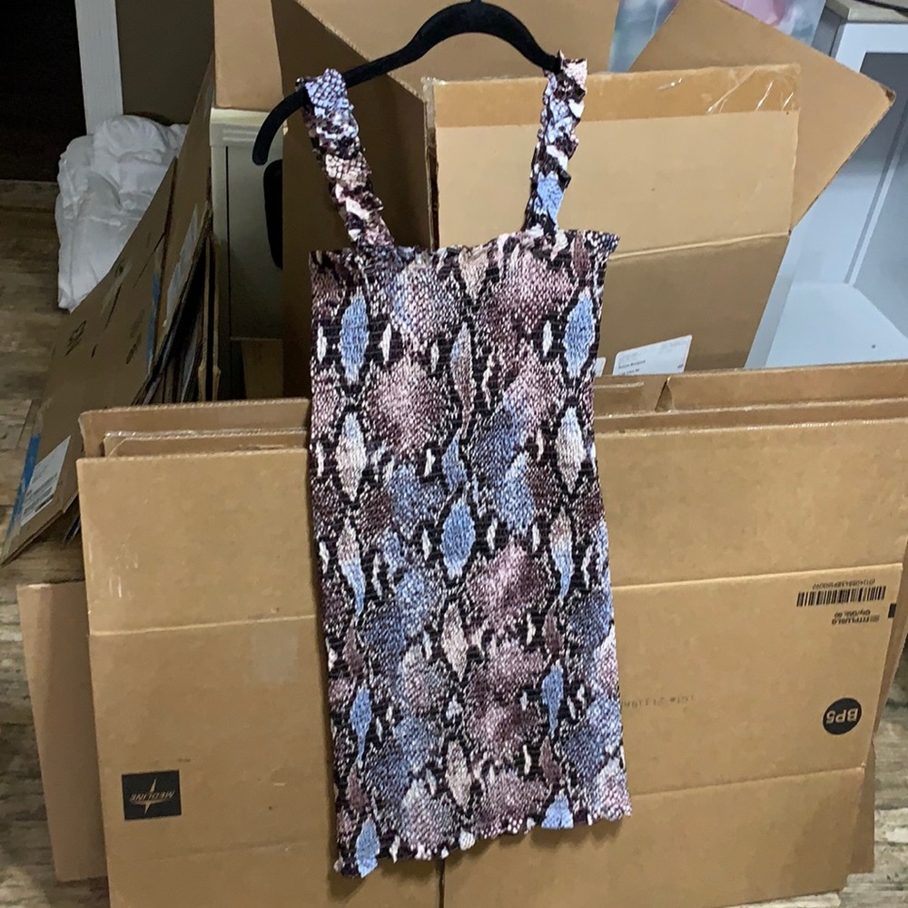 Cute vibrant Snake print Dress!